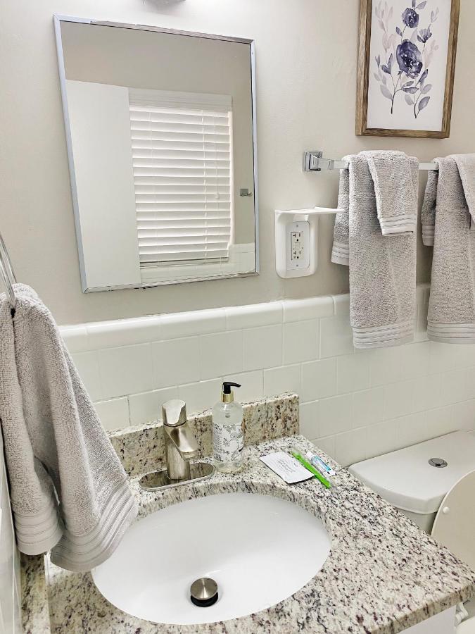 Moonlight Suite King Bd Free Parking Fast Wi-Fi Kitchen Pool Atlanta Kültér fotó